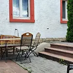 Mega Fuenf Schlafzimmer Nur Einzelbetten 198qm Bis 12 Personen Mit Parkpl Grill Wlan