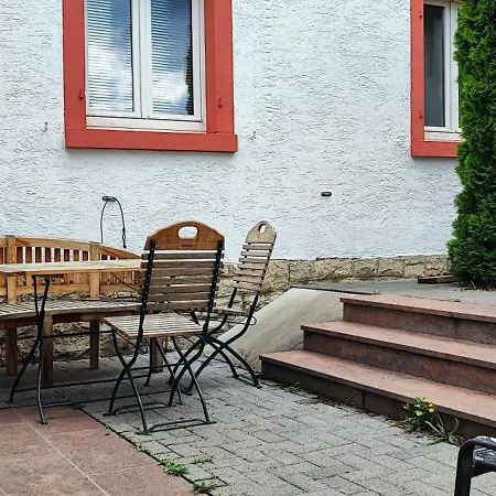 Mega Fuenf Schlafzimmer Nur Einzelbetten 198qm Bis 12 Personen Mit Parkpl Grill Wlan