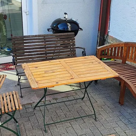 Lägenhet Mega Fuenf Schlafzimmer Nur Einzelbetten 198qm Bis 12 Personen Mit Parkpl Grill Wlan